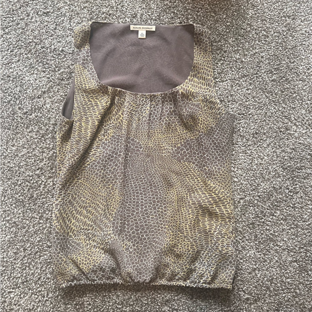 Sleeveless Top
